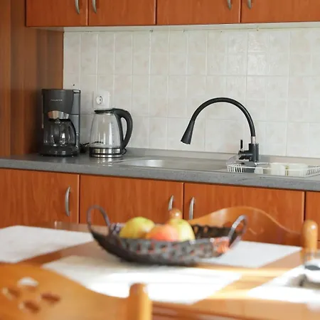 με κήπο στην χλόη καστοριάς Apartment